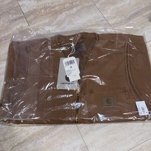 NWT Carharrt Mens Arbor Vest Medium brown